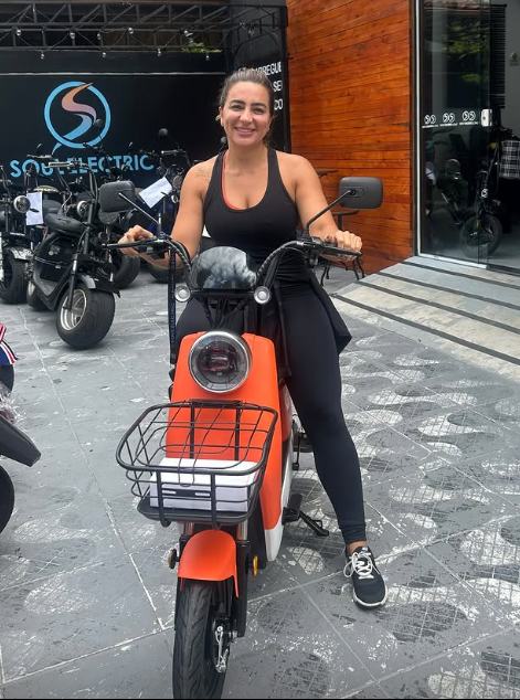 Cliente Soul Electric passeando na praia